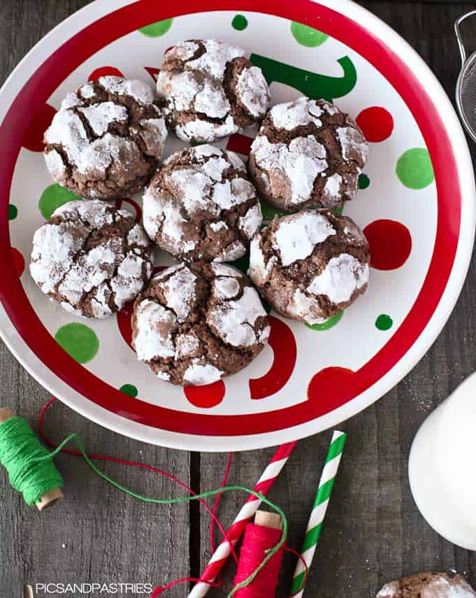 Mint Chocolate Crinkle Cookeis